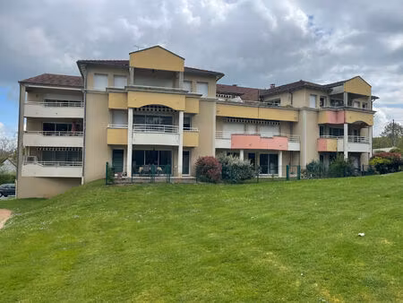 appartement t2 : env. 63 m²