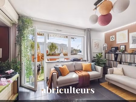 nice (quartier méridia) – élégant t2 de 46 m² avec belle terrasse ensoleillée et place de 