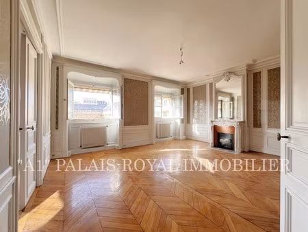 location appartement 3 pièces 89.92 m² à paris 1er (75001)  4 187 €