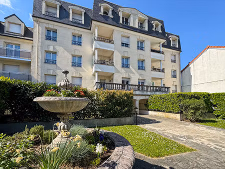 magnifique 2 pièces avec grande terrasse sans vis-à-vis