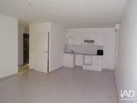 appartement à salon-de-provence (13300)