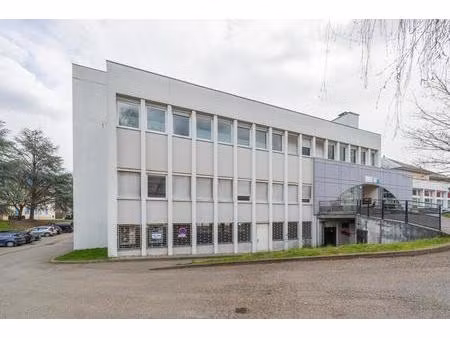 bureaux et parkings - 613 m² - albertville (73)