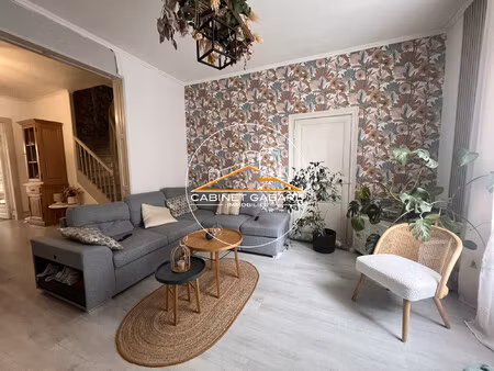 maison angevine familiale – 120 m² / 4 chambres – place de