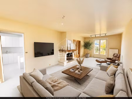 maison avec sous-sol   situé à saint jean de braye  6 pièces  surface au sol 130m².