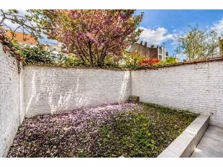 uccle/cavell - appartement 1 ch + jardin et terrasse