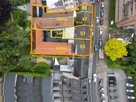 projet d'investissement comprenant 4 appartements + garages