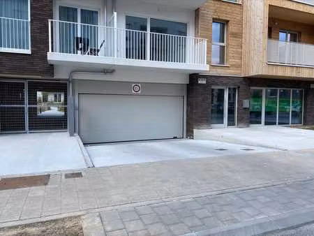 garage à louer anderlecht - place de parking sécurisé