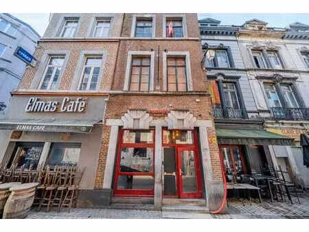 immeuble de commerce avec revenu locatif de 2462€/mois