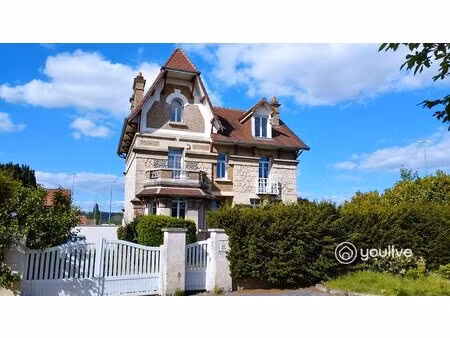 maison bourgeoise 8 pièces à soissons