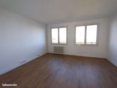 appartement 3 pièces 45 m²