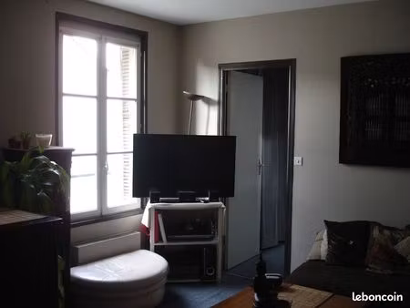 tours bd jean royer f1 bis 3pièces 36m2  460euros