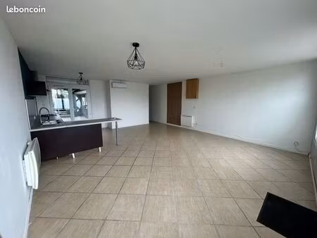 loue appartement 75m2