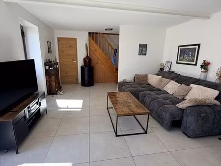 appartement t3 rénové en 2025