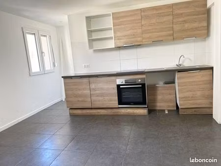 charmant appartement t2  renové et lumineux  morez centre