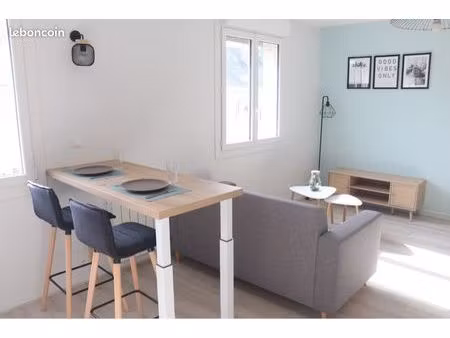 studio meublé  entièrement rénové