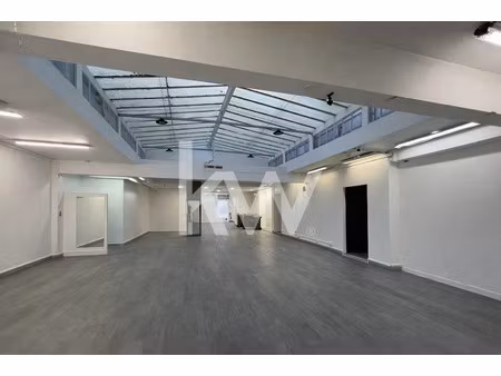 location locaux professionnels 0 pièces 380 m² à paris 11ème (75011)  10 833 €