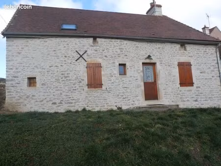 maison de 110 m2 à louer à corrombles