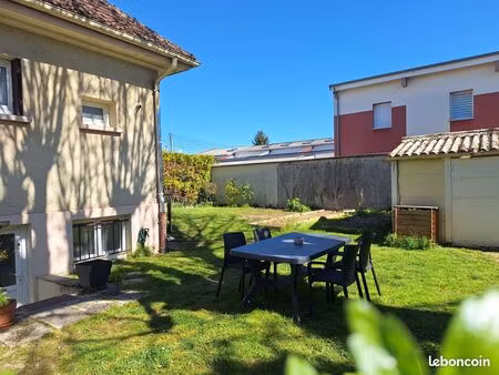 maison avec jardin de 200m2
