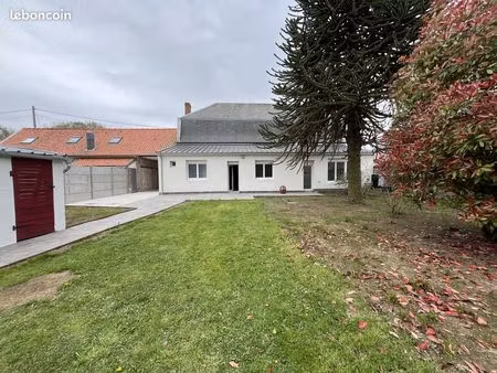 maison de village 4 pièces 184 m²