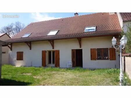 maison de village 3 pièces 82 m²