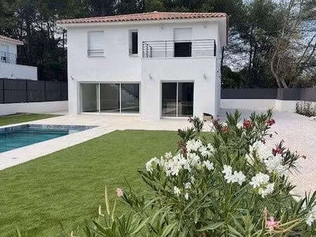 villa 6 pièces 204 m²