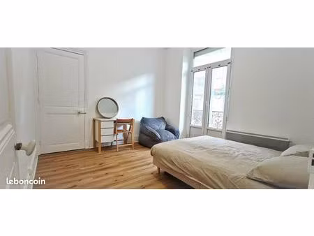 studio 1 pièce 23 m²