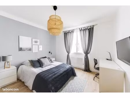 appartement 4 pièces 15 m²