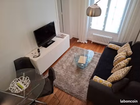 location meublée  super appartement de 2 pièces 35m2 décoré & aménagé avec soin et goût  o