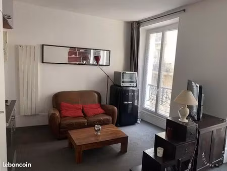 studio 1 pièce 26 m²