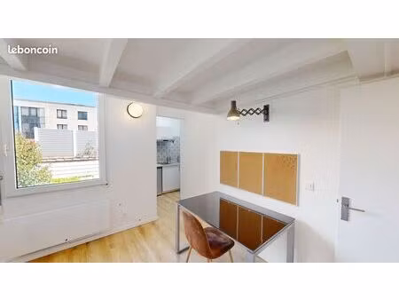 location étudiant(e) studio meublé