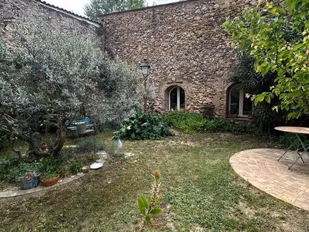 local 464 m² + jardin – centre salernes – atypique