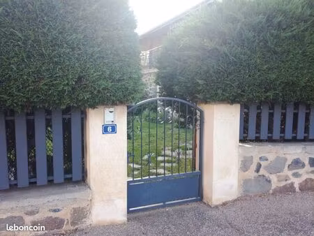 studio meublé (état neuf) proche le puy en velay