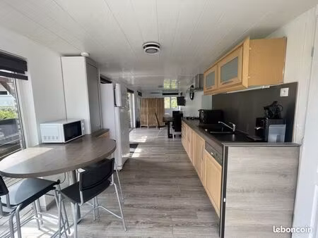 studio 1 pièce 32 m²