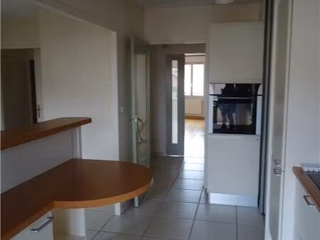 appartement 3 pièces 82 m²