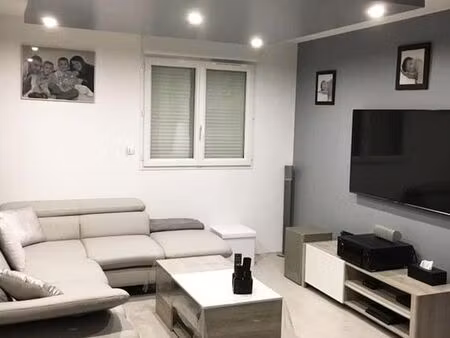 propriété 5 pièces 83 m²