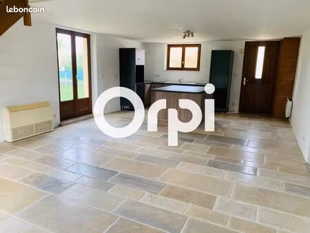 maison 5 pièces 151 m²