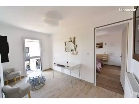 propriété 5 pièces 83 m²