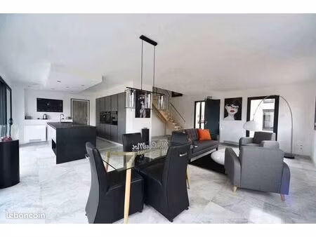 propriété 4 pièces 66 m²