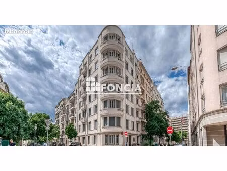 emplacement recherché – t1 bis transformable en t2 à 2 min du métro garibaldi