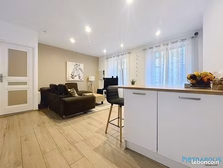 maison de ville 4 pièces 74 m²