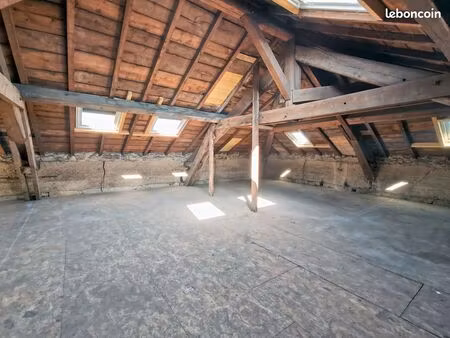 loft à créer - 85 m² (42 m² carrez) - francheville le haut