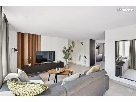 appartement 5 pièces 90 m²