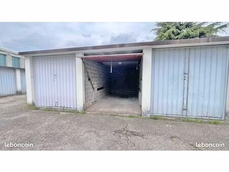 garage box aérien villeurbanne croix luizet