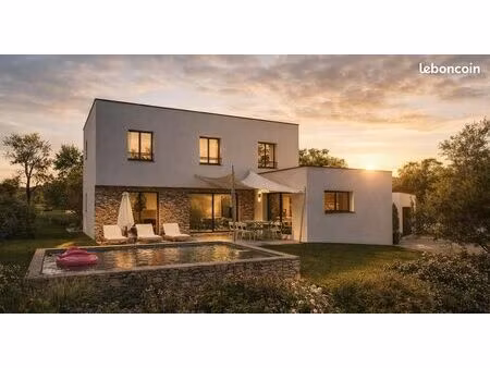 maison 8 pièces 147 m²