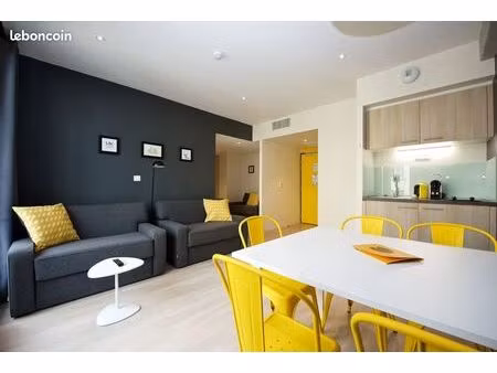 studio 1 pièce 22 m²