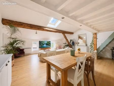 duplex 75 m² carrez (90 m² au sol) – rénové – faibles charges – dpe c – collonges