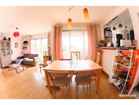appartement t4 de 80m² avec vue magnifique à oullins