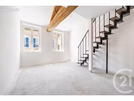 appartement 3 pièces 63 m²
