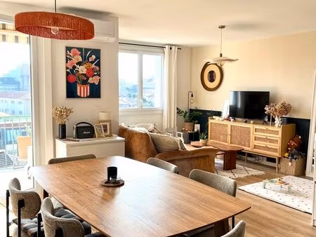 t3 lumineux 70 m² – balcon 12 m² – montchat / grange blanche