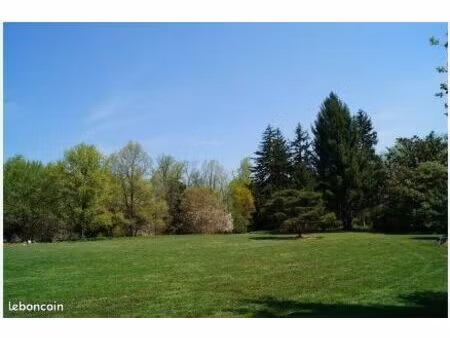 terrain 550 m² genas